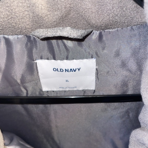 Old navy frost free gray vest - Picture 4 of 8